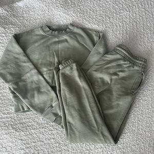 TNA Cozy AF Sweat Set